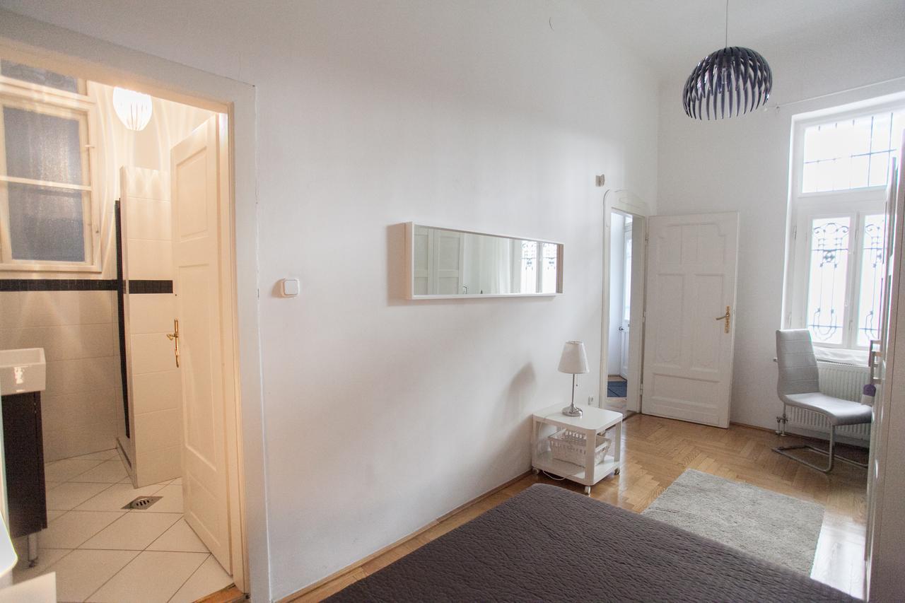 Royal Center Apartment Budapest Eksteriør bilde