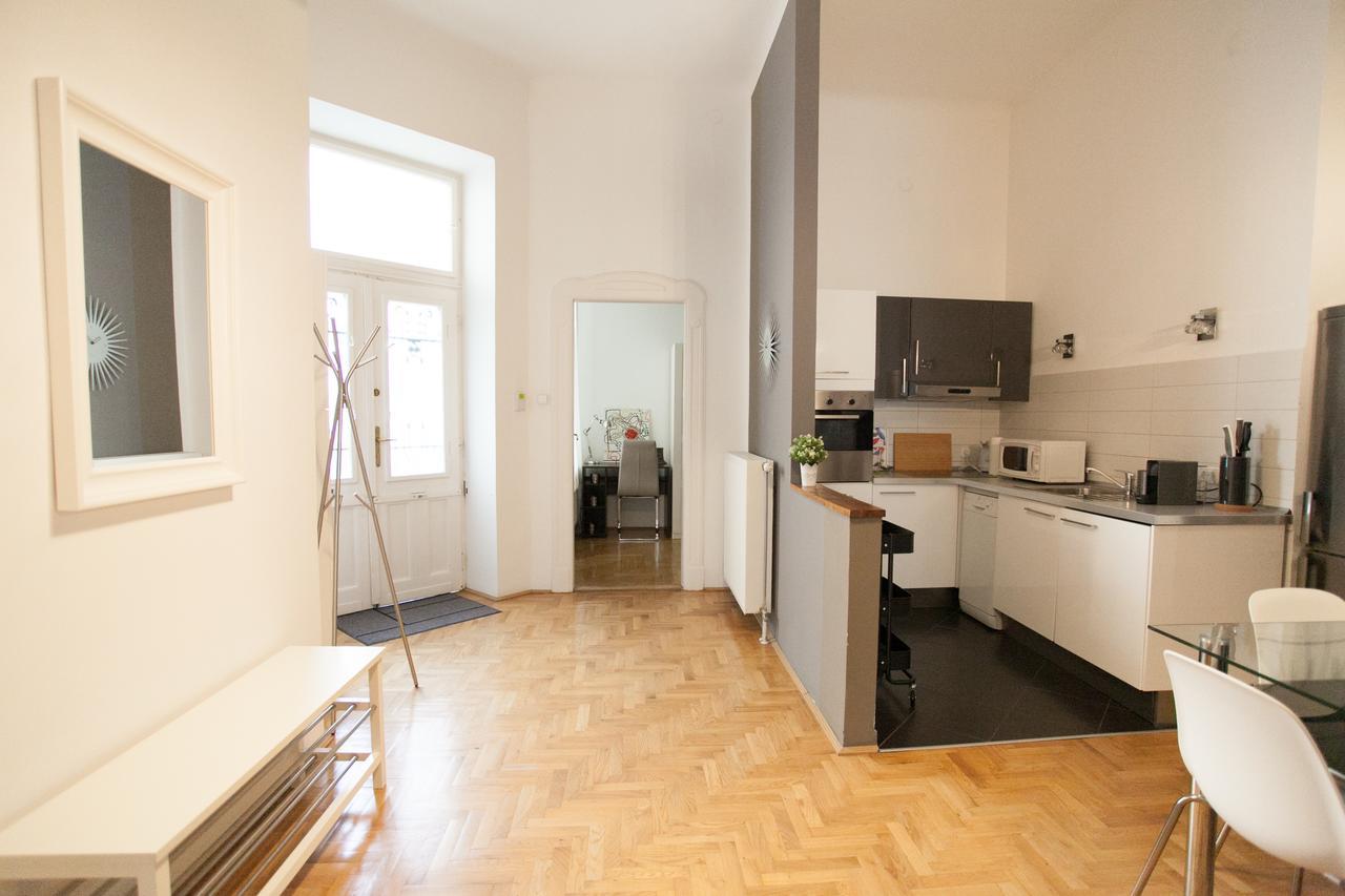 Royal Center Apartment Budapest Eksteriør bilde